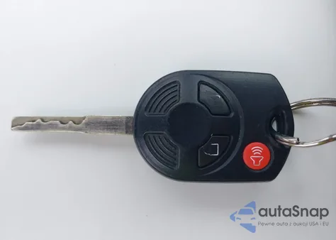 2015 Ford Escape S z USA, uszkodzony, nr VIN 1FMCU0F7XFUC39767